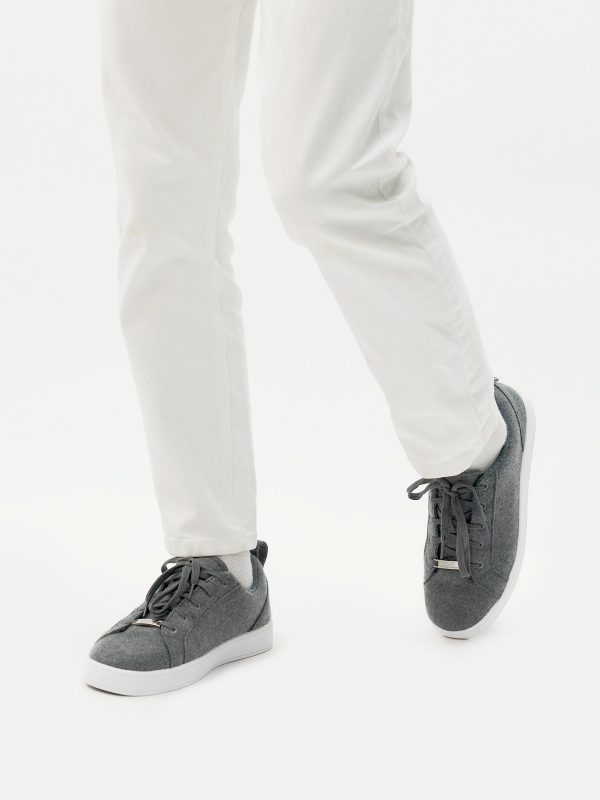 Cashmere Low Ankle Sneakers Im Angebot – Bild 2